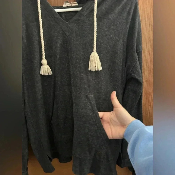 ROXY Sweatshirt - Picture 4 of 5